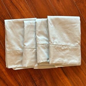 Hotel Signature Sateen 4 King Size 400 Thread Count Egyptian Cotton Pillowcases